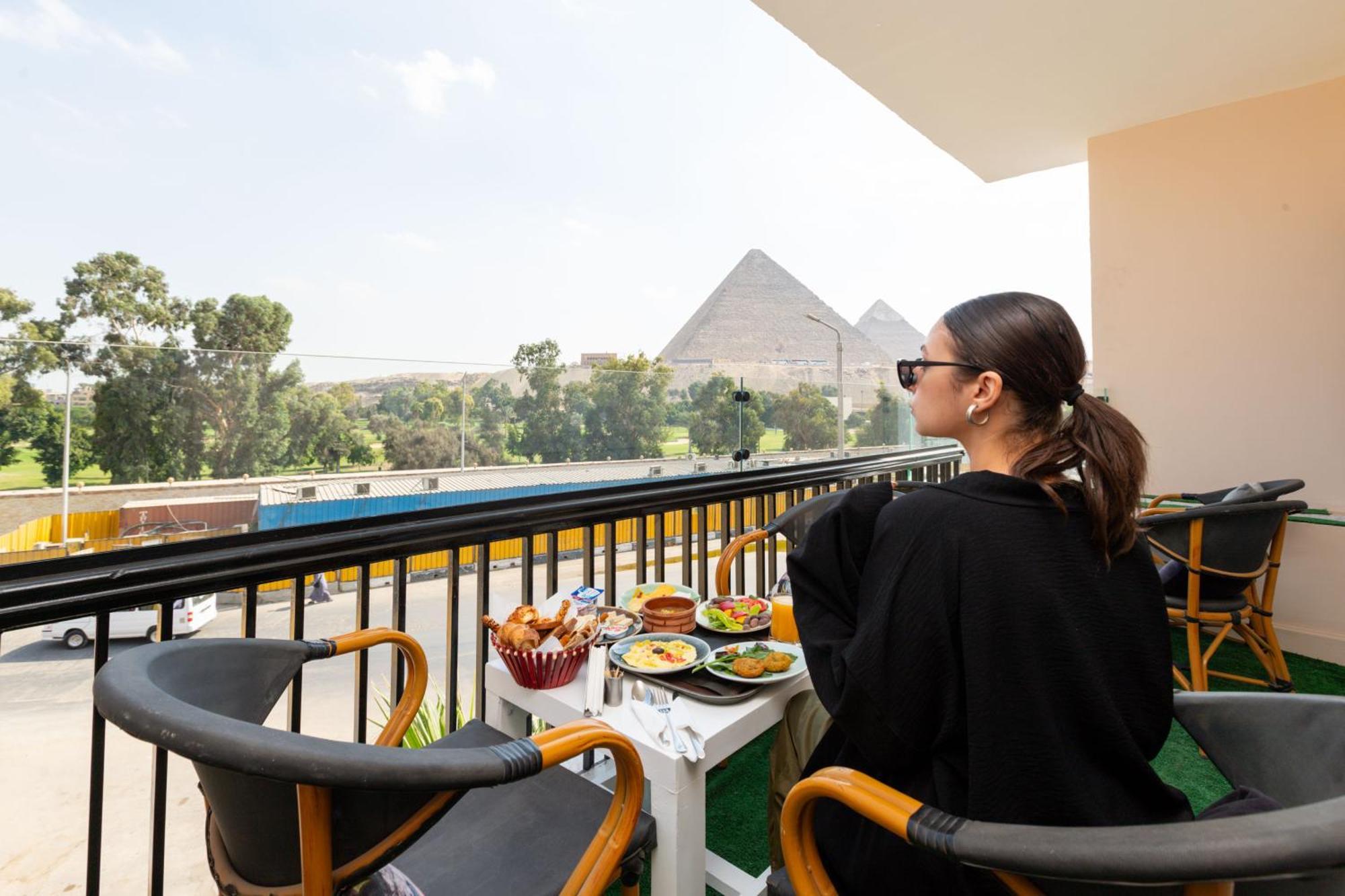 Maria Pyramids House Hotel Kafret el-Gabal Buitenkant foto