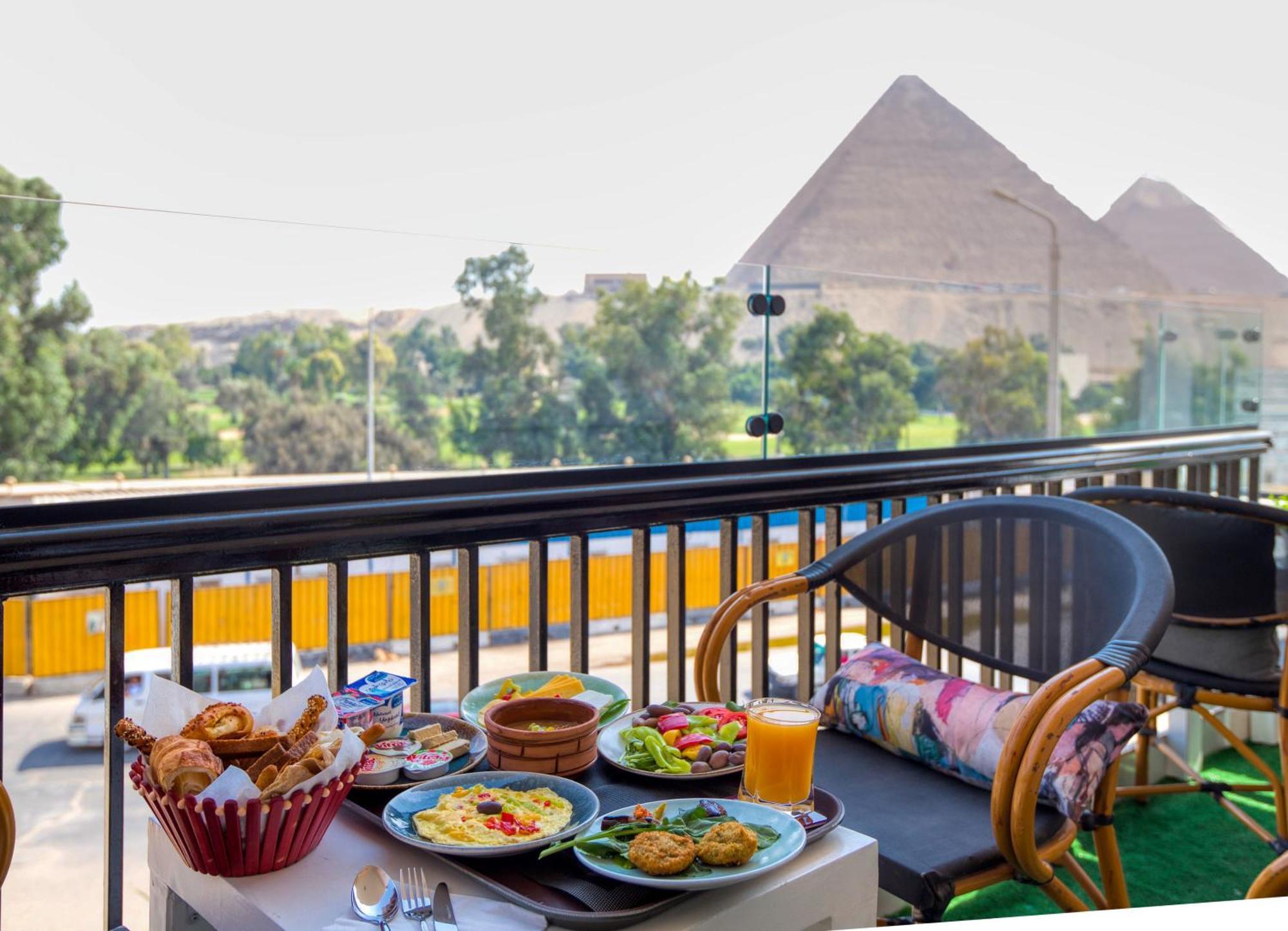 Maria Pyramids House Hotel Kafret el-Gabal Buitenkant foto